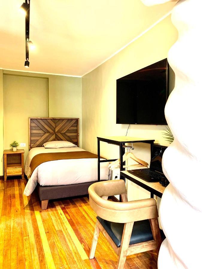 Apartamentos Montes Cusco Bagian luar foto